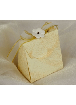 Geschenkbox in Creme Geschenkbox in Creme